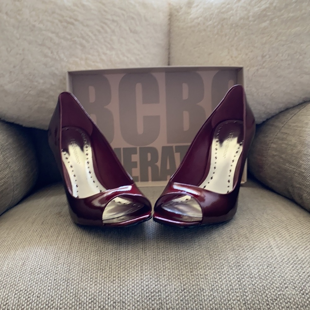 BCBG RUBY RED HEELS - Picture 5 of 5